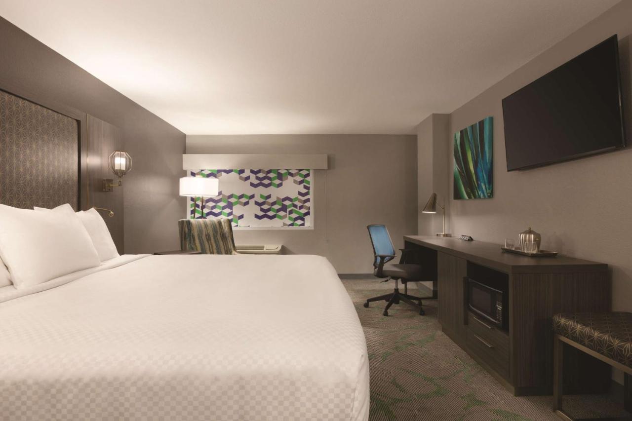 Radisson Hotel Mcallen Airport Екстериор снимка