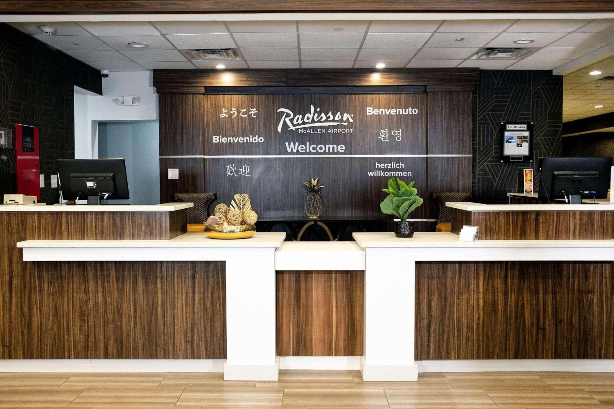 Radisson Hotel Mcallen Airport Екстериор снимка