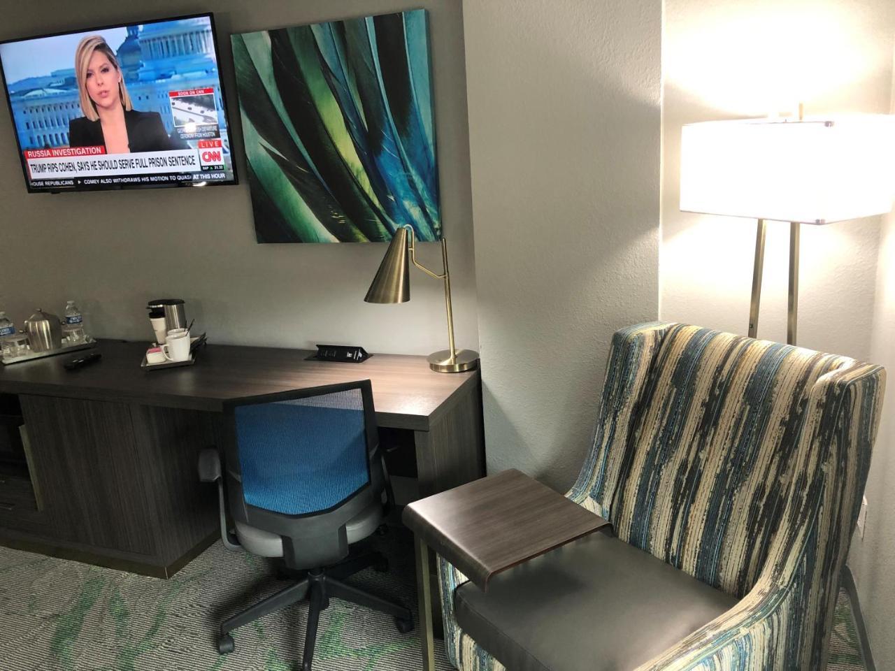 Radisson Hotel Mcallen Airport Екстериор снимка