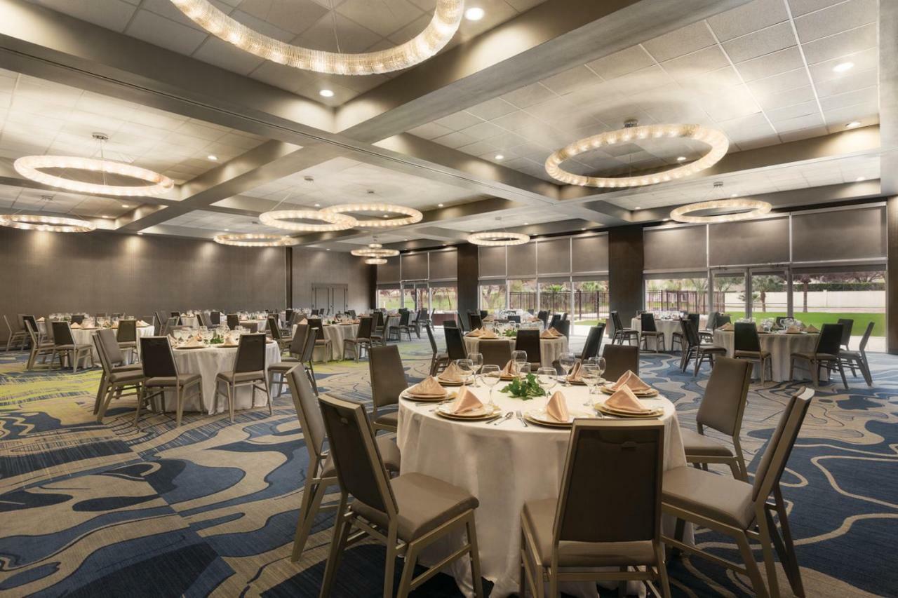 Radisson Hotel Mcallen Airport Екстериор снимка
